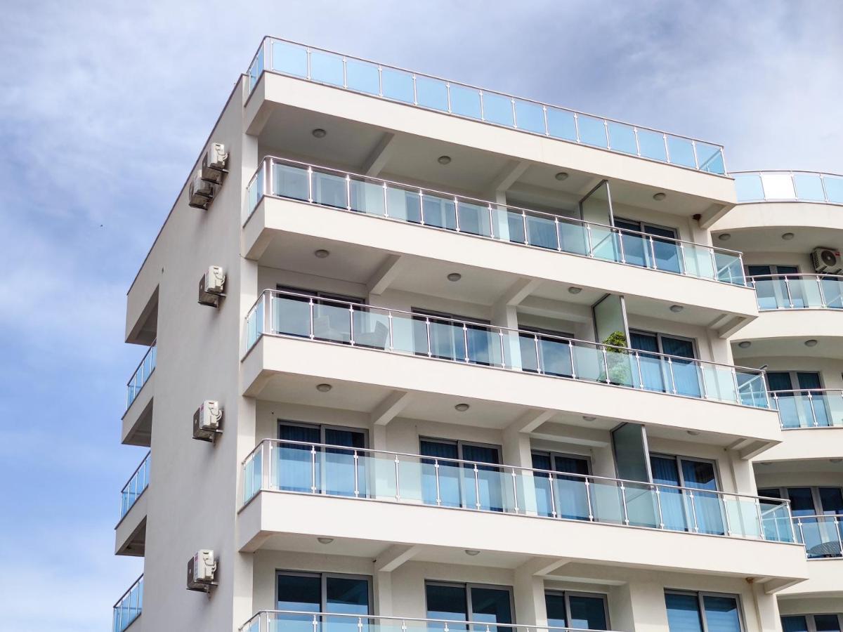 Apartment Plavo Nebo Dobra Voda Exteriér fotografie