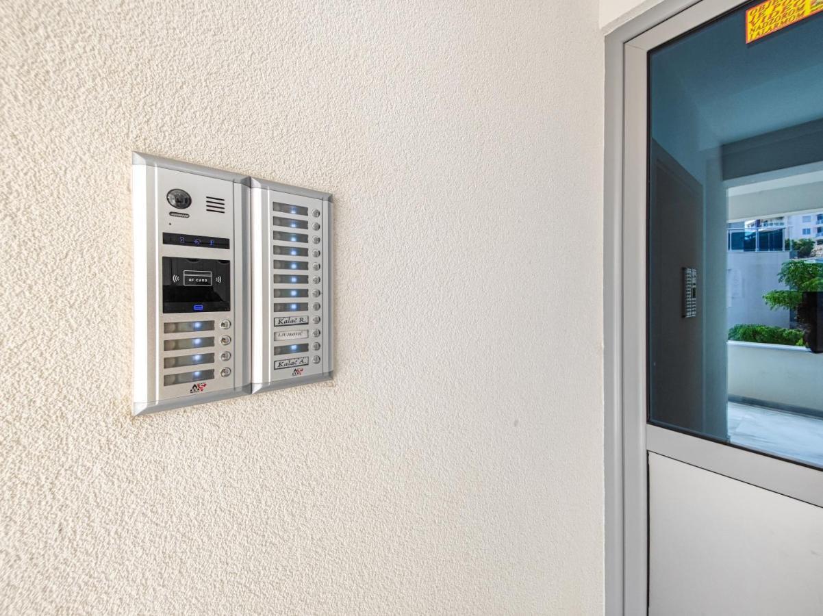 Apartment Plavo Nebo Dobra Voda Exteriér fotografie